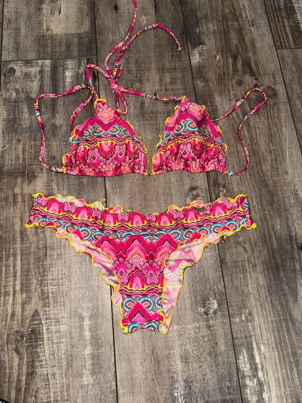 Luli Fama Pink summer fling Scalloped Triangle Bikini set medium large